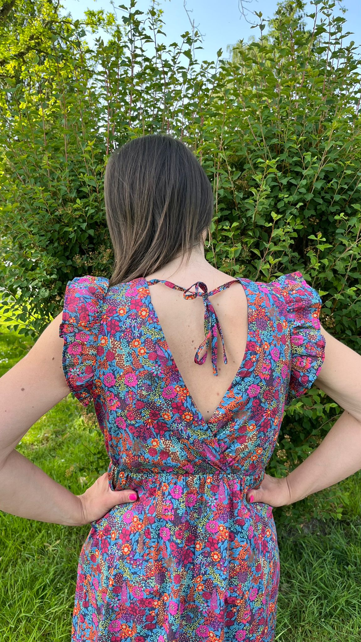 Robe courte fleurie violette