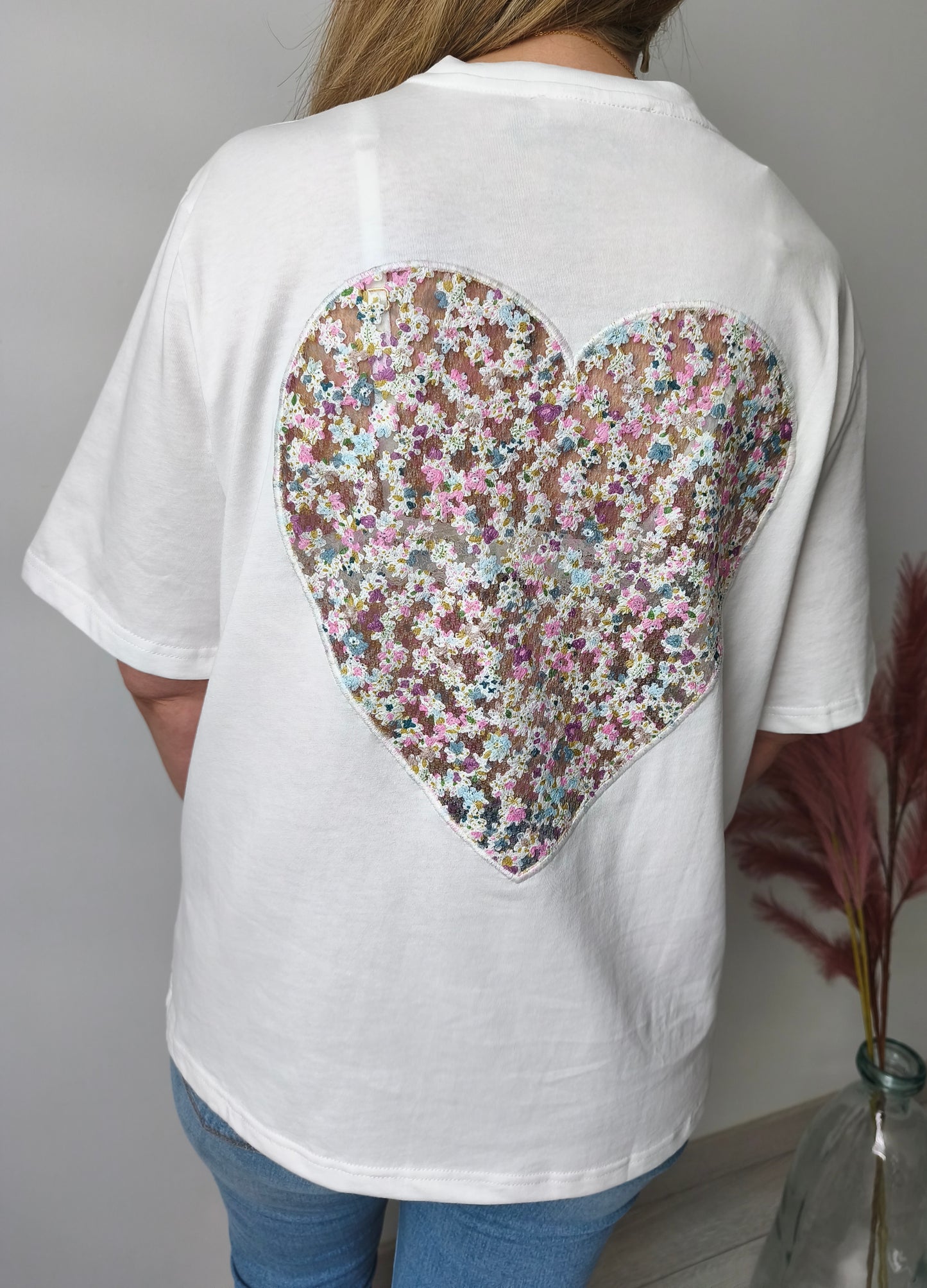 grand cœur brodé dans le dos