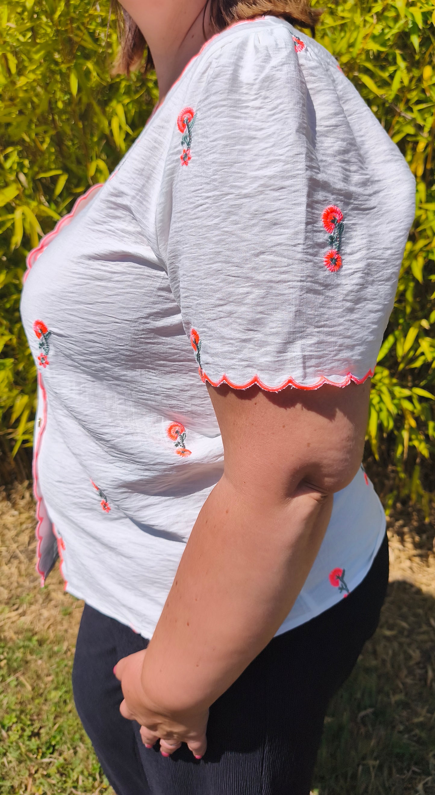 Blouse fleurs fluo