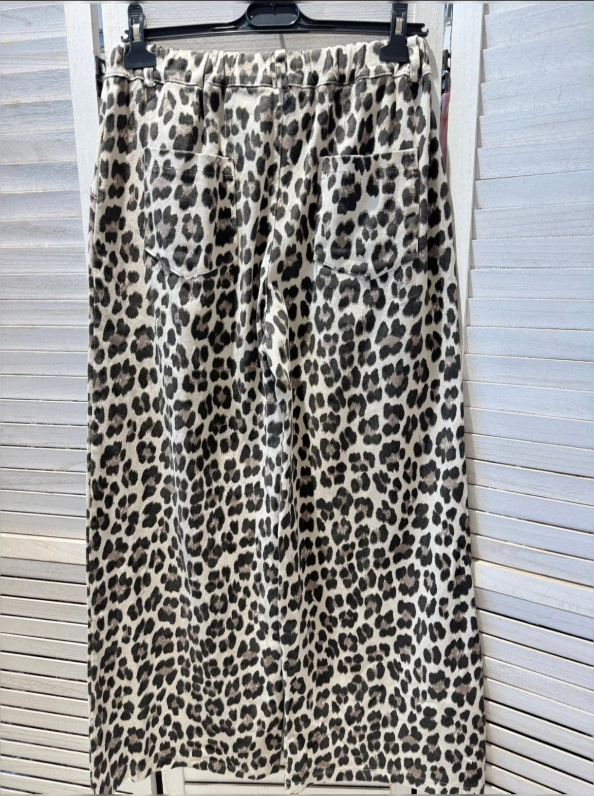 Pantalon léopard porte-clé