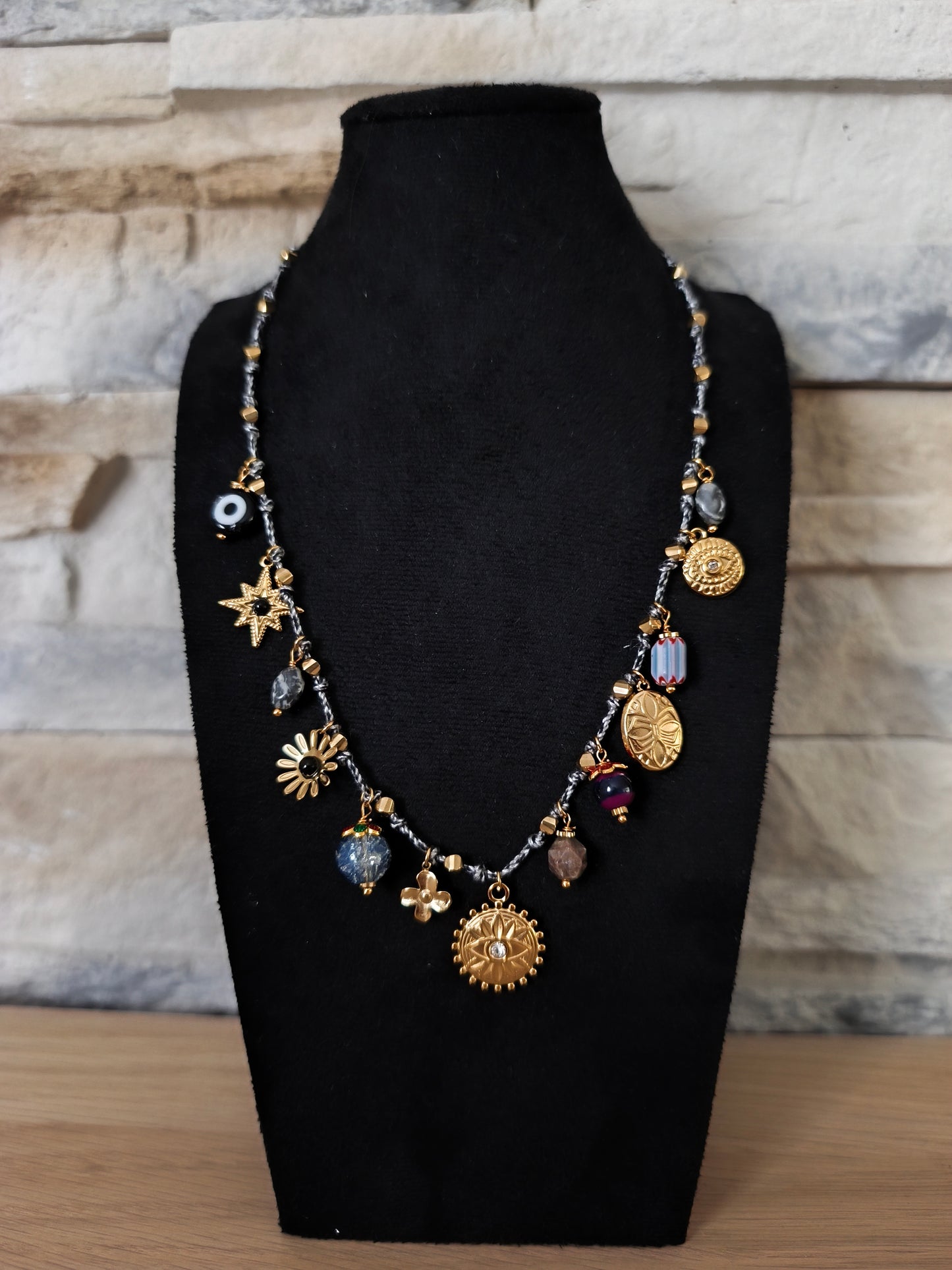 Collier doré charms célestes