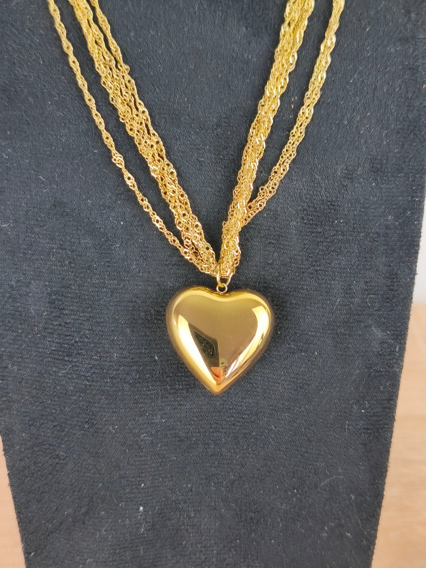 Collier "Cœur doré"