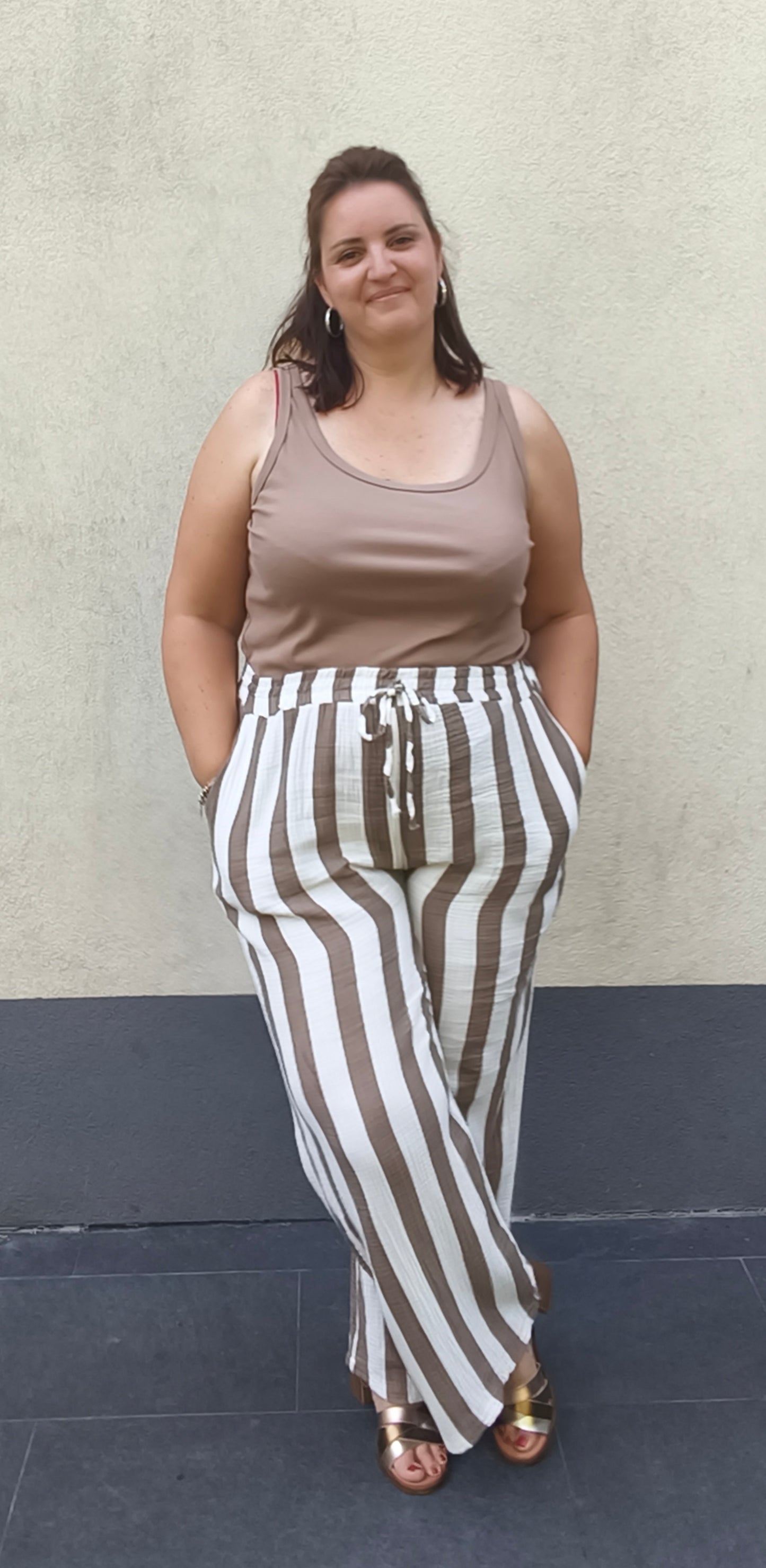 Pantalon fluide blanc et taupe