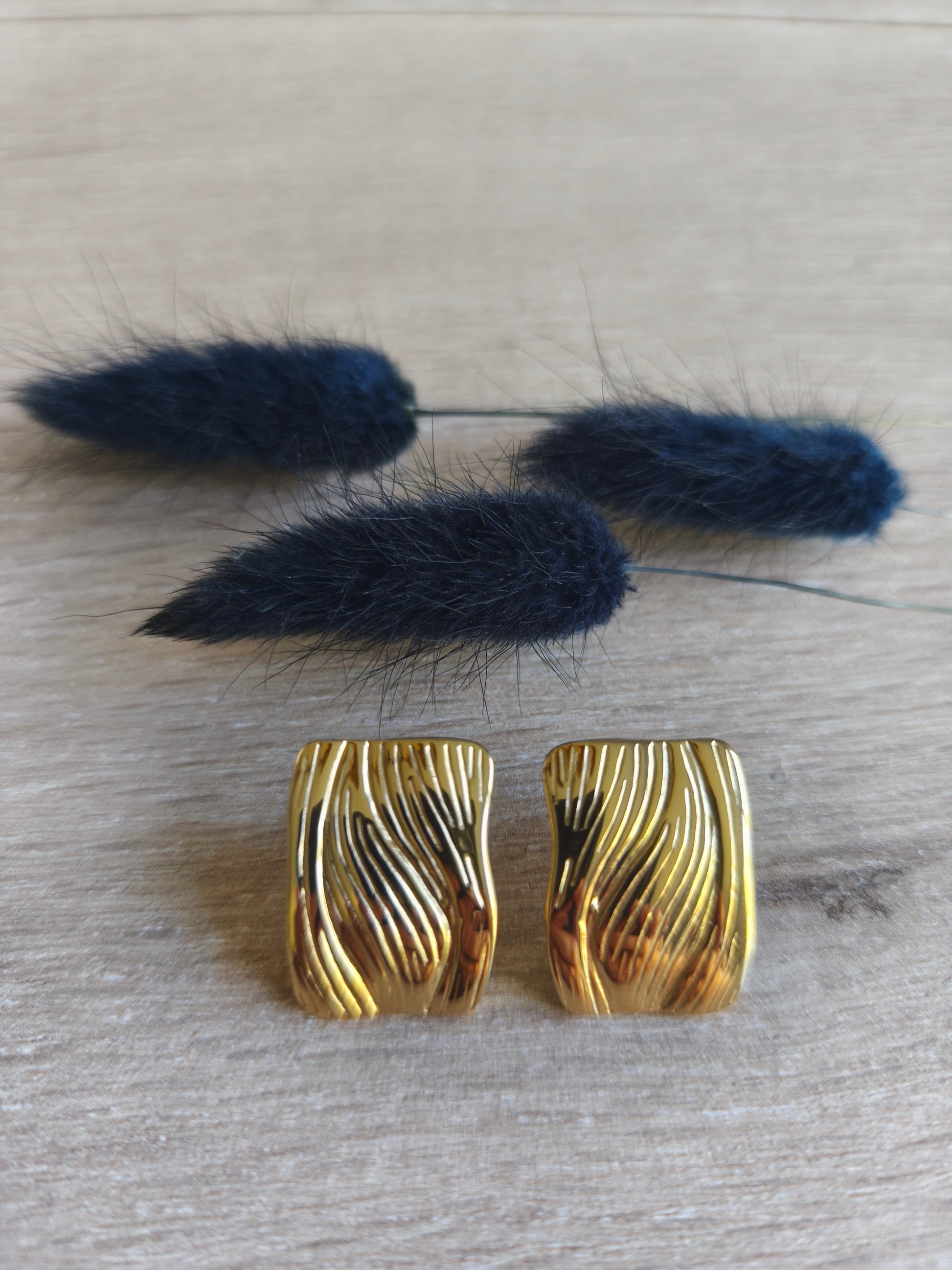 boucles d'oreilles en acier inoxydable, forme rectangle avec stries, couleur or