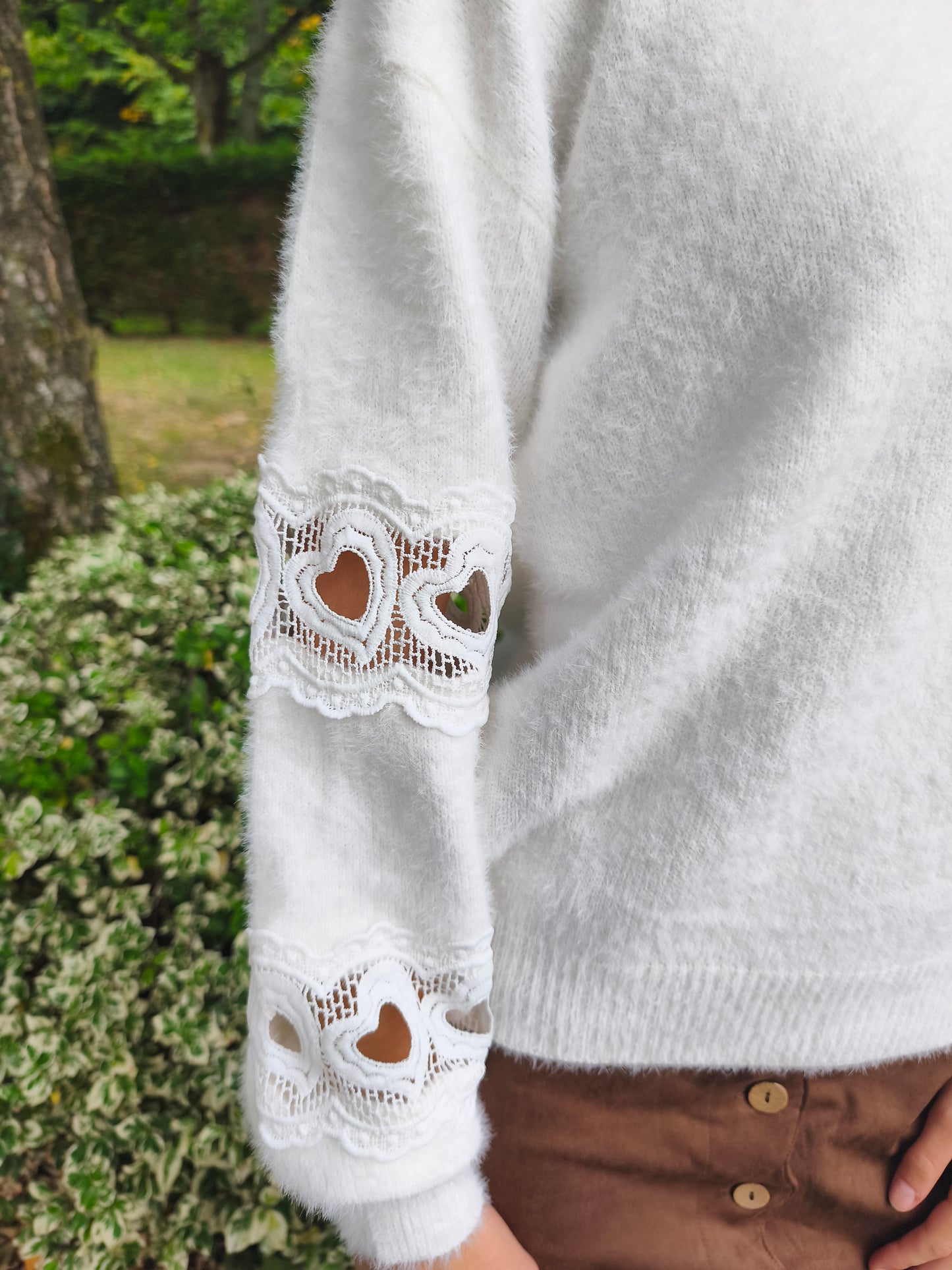 Pull blanc coeur