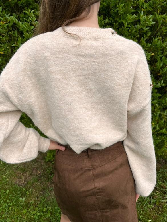 Pull beige avec perles