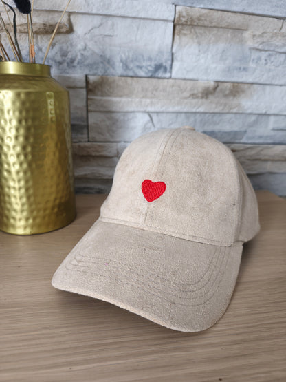 Casquette beige coeur