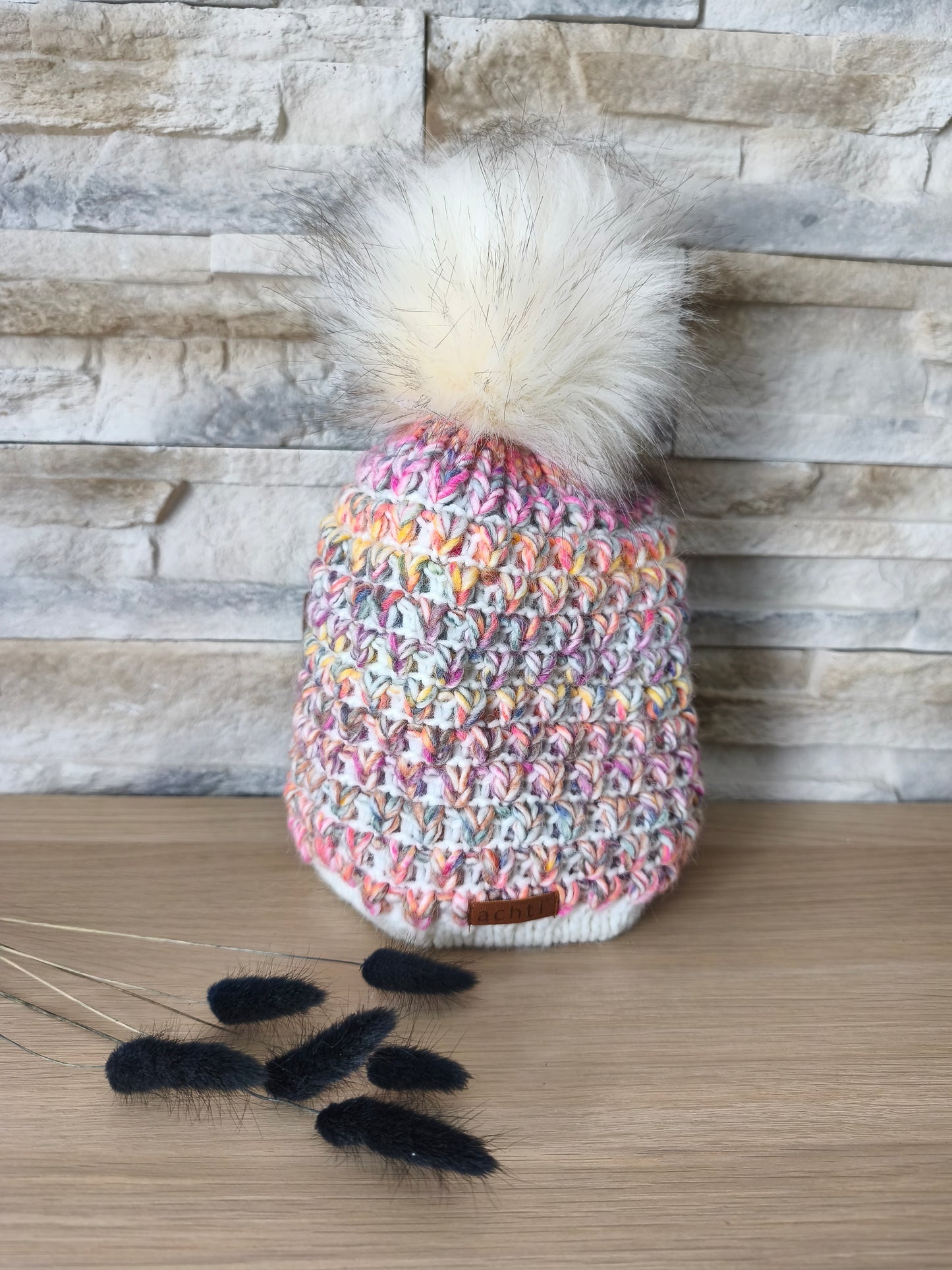 Bonnet crocheté multicolore