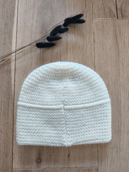 Bonnet blanc tricoté