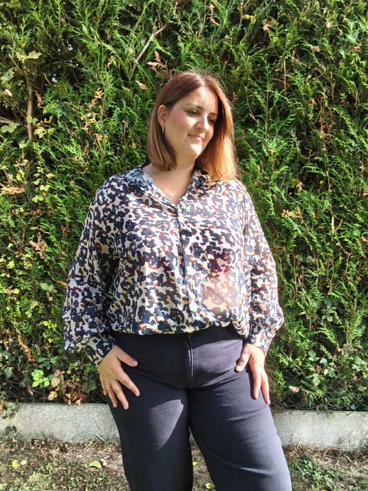 Chemise femme motifs bleus et gris