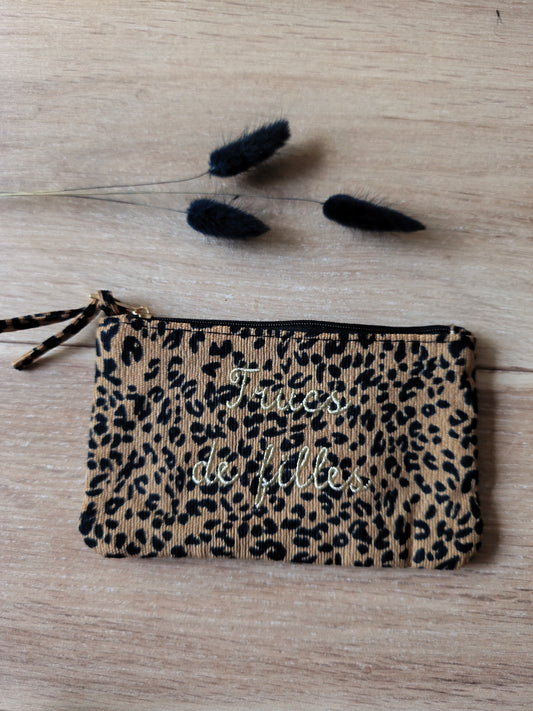 Pochette léopard "Trucs de filles"