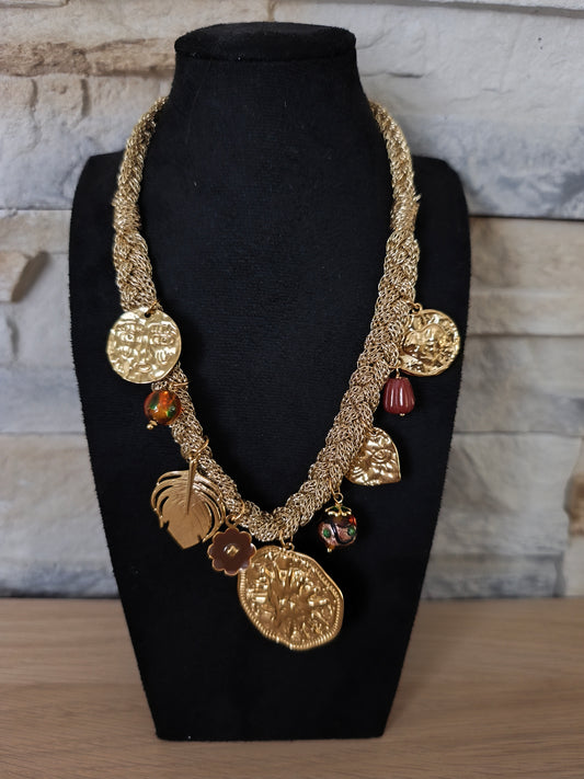 Collier grosses breloques