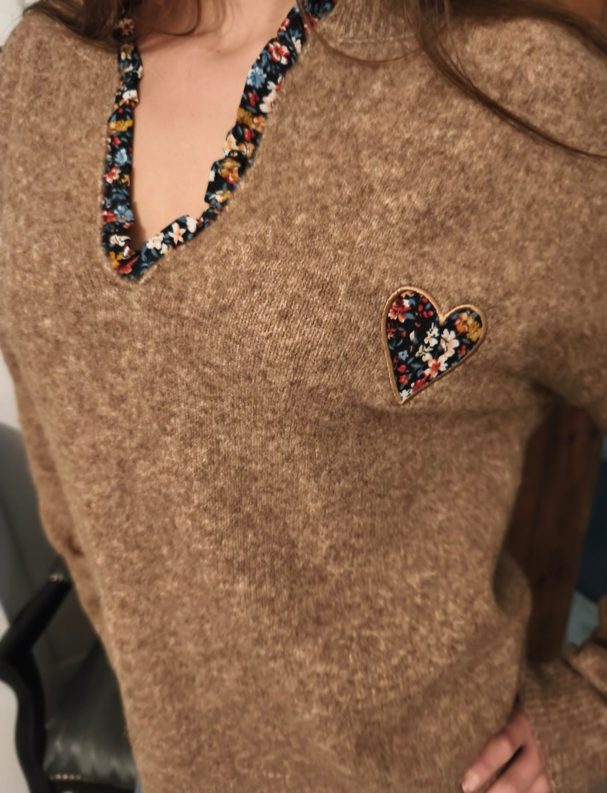 Pull marron clair cœur