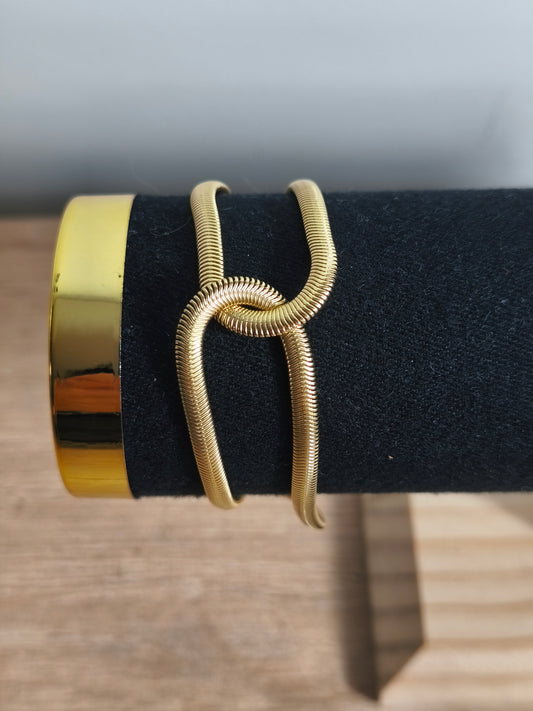 Bracelet doré à double boucle
