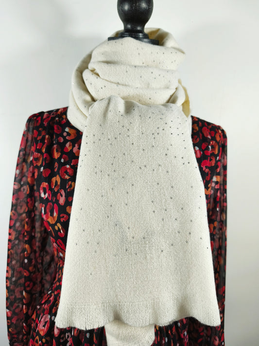Echarpe blanche avec strass