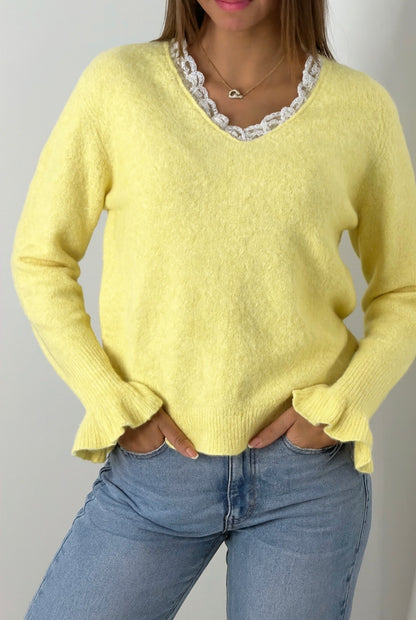 Pull jaune pastel manches volantées