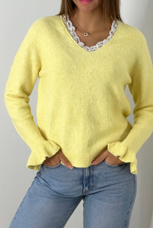 Pull jaune pastel manches volantées