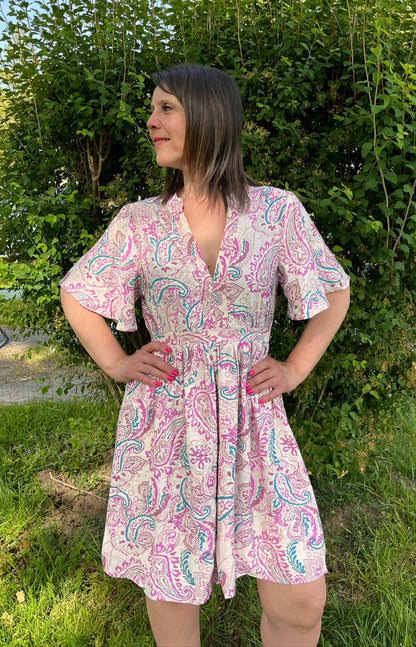Robe paisley rose et turquoise