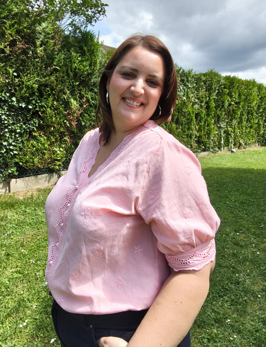 Chemise rose pâle