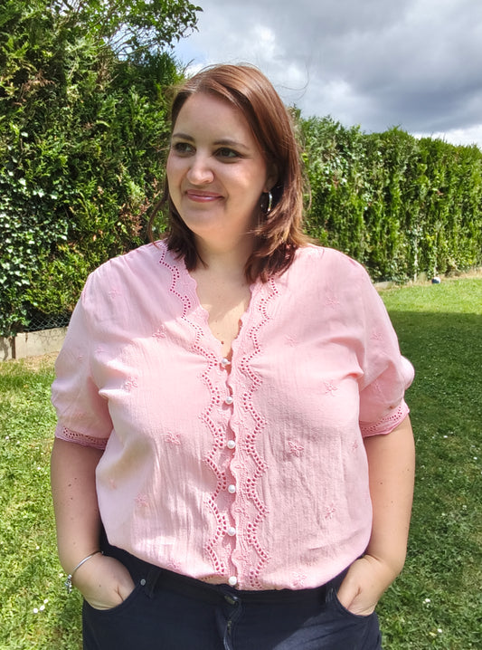 Chemise rose pâle