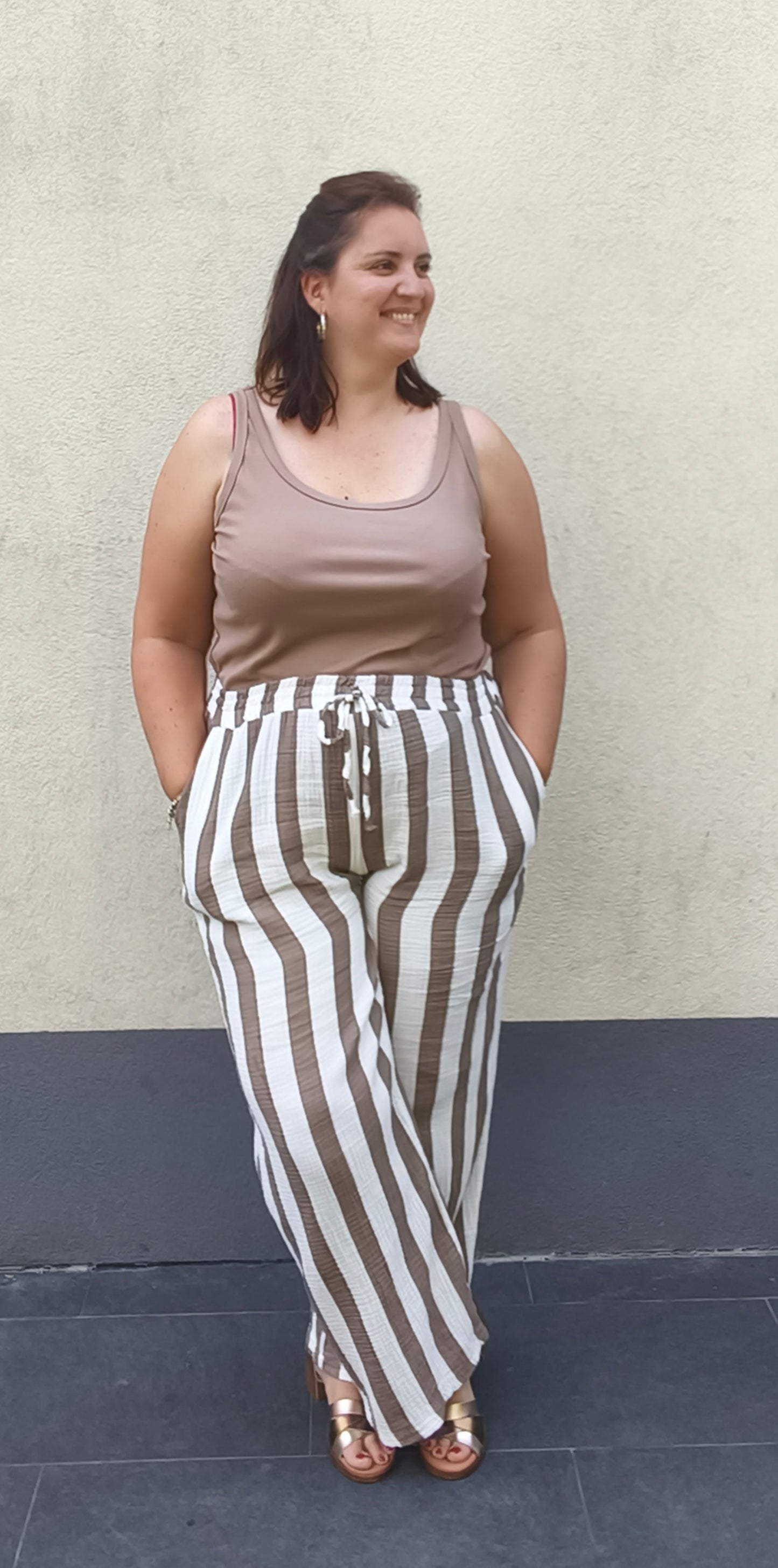 Pantalon fluide blanc et taupe