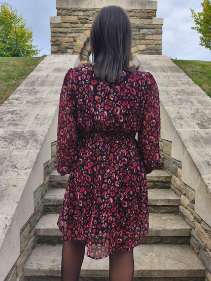 Robe léopard rouge et noir
